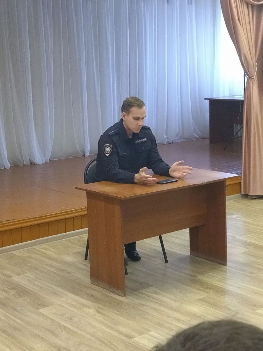 В техникуме прошла важная лекция о безопасности и законе!