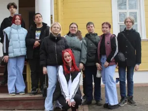 Сегодня студенты техникума вместе с советником директора по воспитанию Кузьмишкиной С.В. посетили Музей-заповедник Александра Сергеевича Пушкина "Болдино".