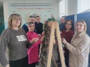Процесс изготовления маскировочных сетей для наших бойцов в зоне СВО
