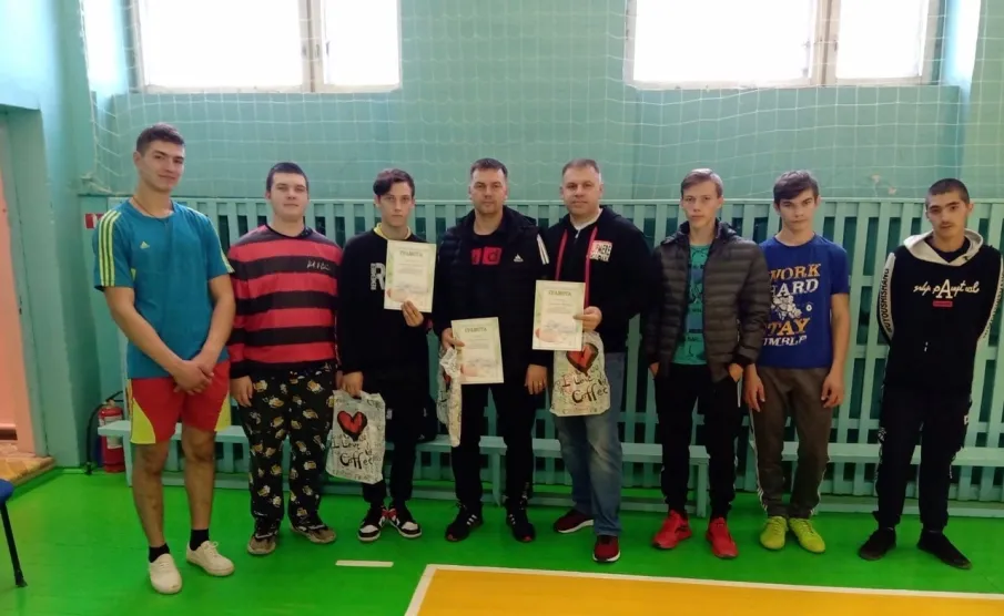 Соревнования по настольном теннису, посвященные Дню профтехобразования