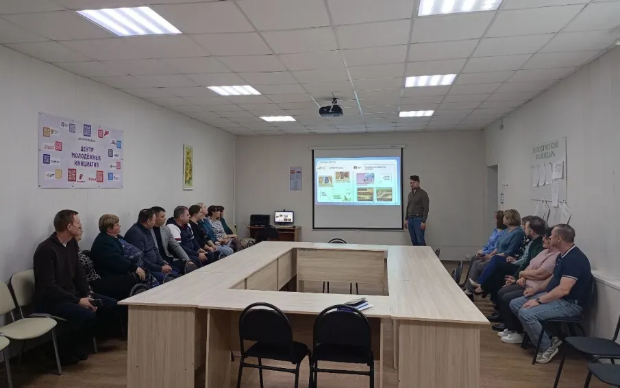 В преддверии празднования Дня Победы, в техникуме среди родителей состоялись важные мероприятия — родительские собрания на тему: «О чём говорить с детьми в год 80-летия Победы».