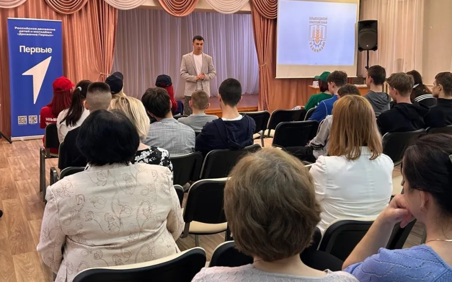 Двери нашего техникума распахнулись для будущих абитуриентов- выпускников 9-х классов Сергеевской средней школы, Новослободской основной школы и Пикшенской основной школы!