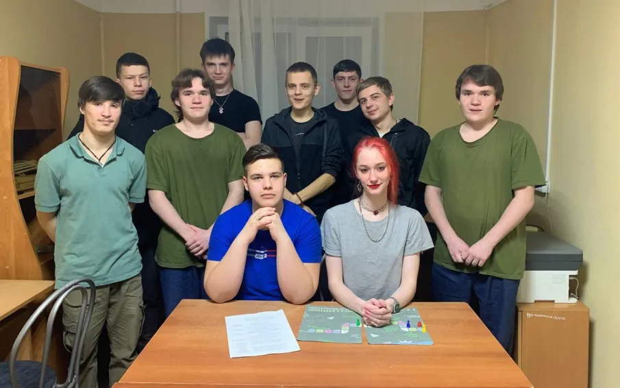 Настольная игра «Защитник»