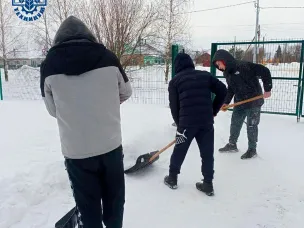 Акция «Снежный десант» на территории общежития