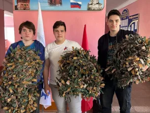 Не на секунду не прекращается работа в нашем техникуме по плетению маскировочных сетей