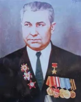 Алексей Семёнович Сорокин (1923 –1971) – командир орудия 1343-го стрелкового полка (399-я стрелковая дивизия, 48-я армия, 1-й Белорусский фронт), старшина.