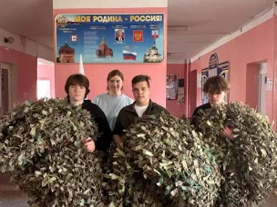 Очередная партия маскировочных сетей была передана волонтёрами техникума волонтёрскому объединению "Тыл 52 Rus".
