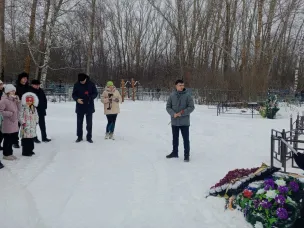 Торжественный митинг у места захоронения воина-участника СВО, выпускника нашего техникума Струнова Артема Андреевича